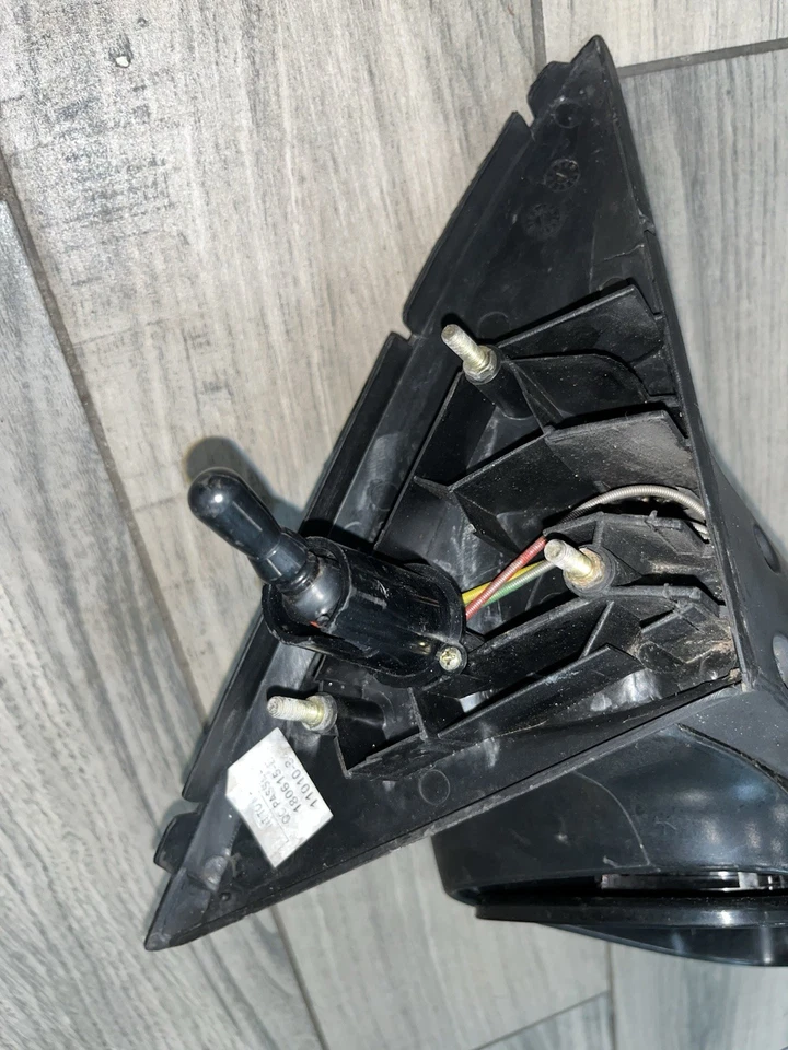 2006 Honda Accord Front Driver Side view Mirror - Image 4 of 4