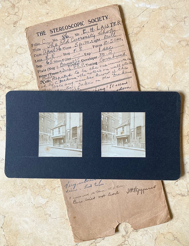A genuine 1926 stereoscopic photograph of Dickens's Old Curiosity Shop — an actual piece of literary and photographic history you can hold in your hands.