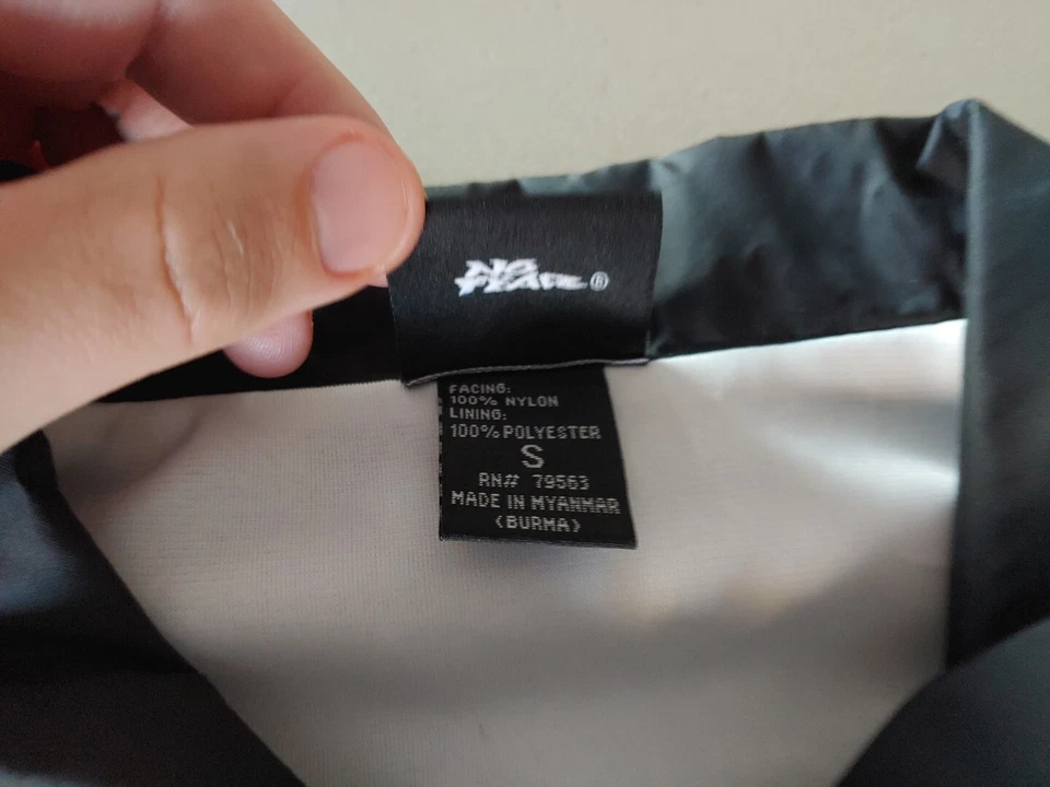 Chaqueta cortavientos forrada con botones completa para hombre No Fear y2k 2000 Sk8 Foto 4 de 4