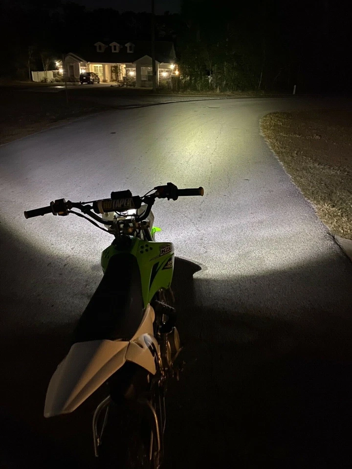 Kit de faros LED ultrabrillantes Plug and Play 2010-2024 Kawasaki KLX110 KLX110L Foto 2 de 4