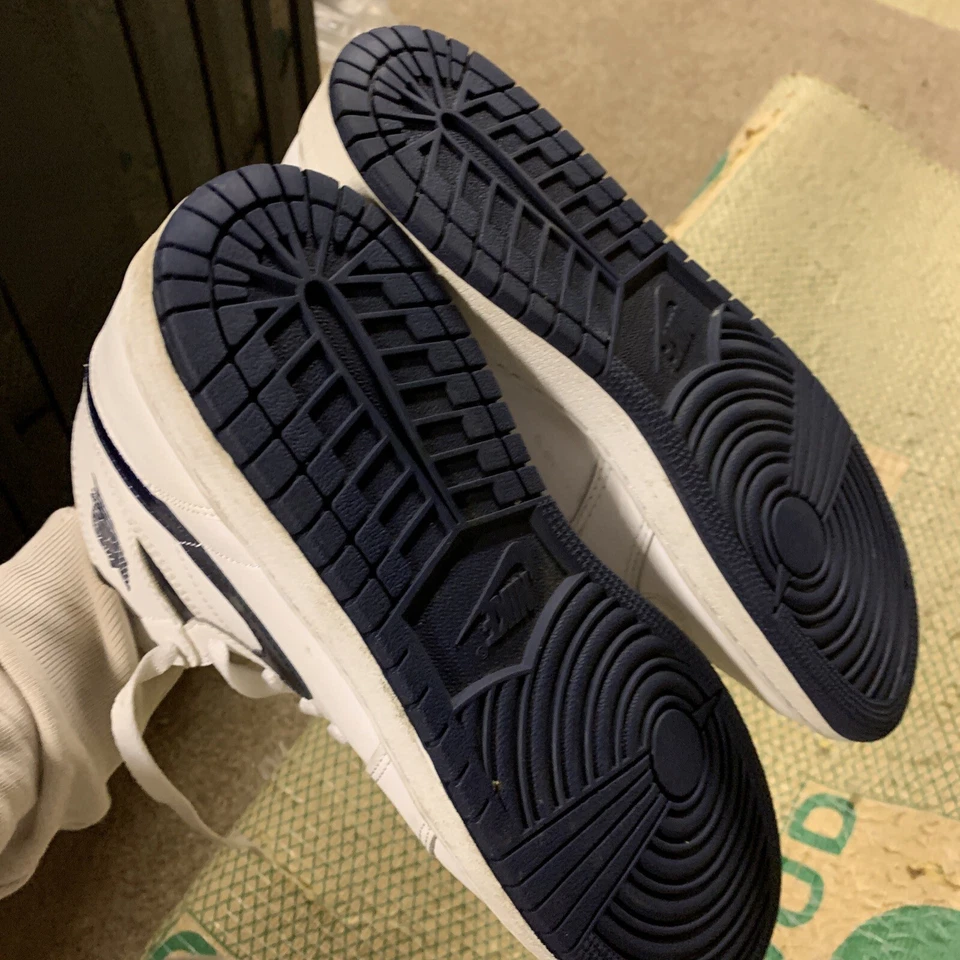 Nike Air Jordan 1 High, photo 3 of 5