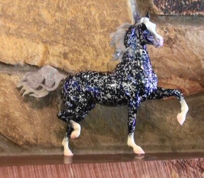 BREYER  - 2010 BREYERFEST SPECIAL - TECHNICOLOR  - ABSOLUTELY BEAUTIFUL
