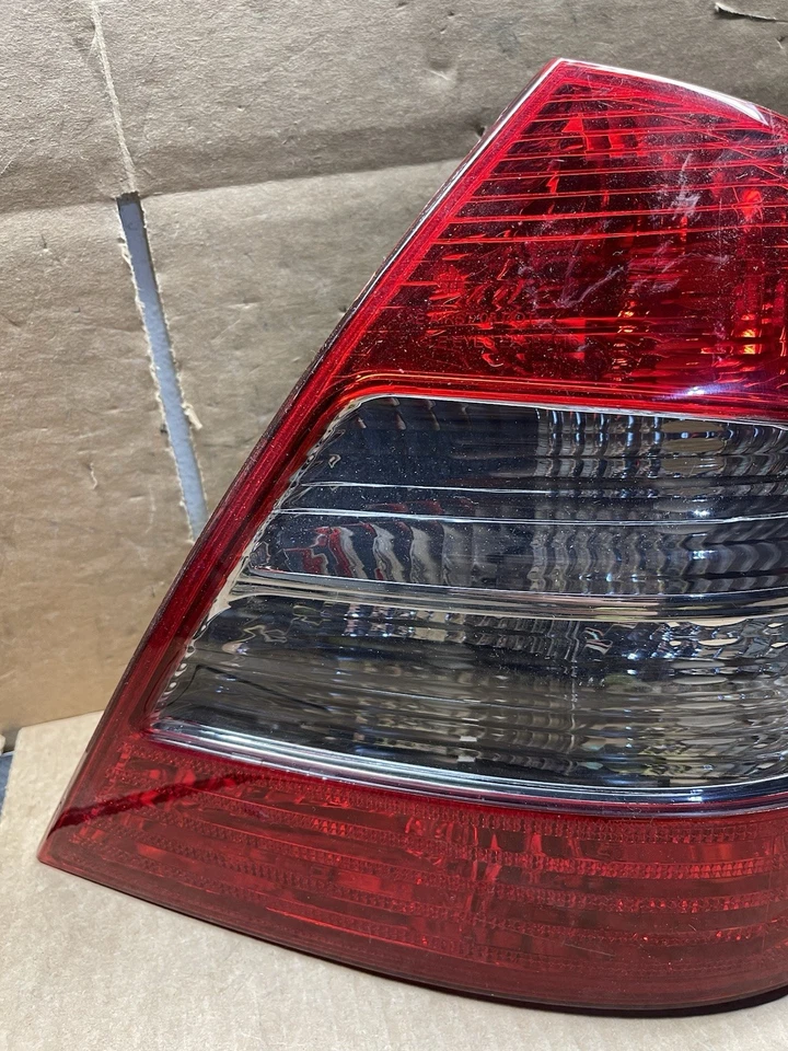 Luz trasera derecha derecha #S350 para Mercedes Benz E320 E500 2007 2008 2009 sedán Foto 2 de 4