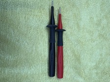 Image of Genuine Fluke TP238 SureGrip Test Probes, Sharp, 4mm Stainless Steel Tip