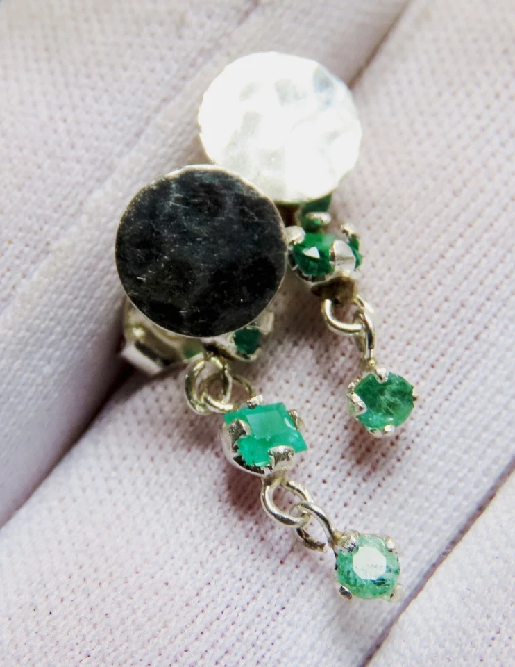 Orecchini in argento con 6 smeraldi naturali - Immagine 4 di 4