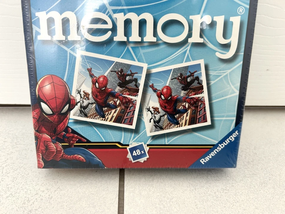 Ravensburger Marvel Spiderman Mini Memory Card Game New 2-6 Players - Image 4 of 4