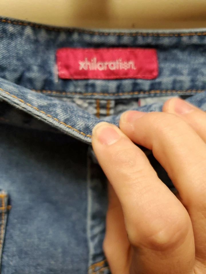 Bermudas largas de mezclilla Xhilaration talla 5 Wss18 Foto 3 de 4