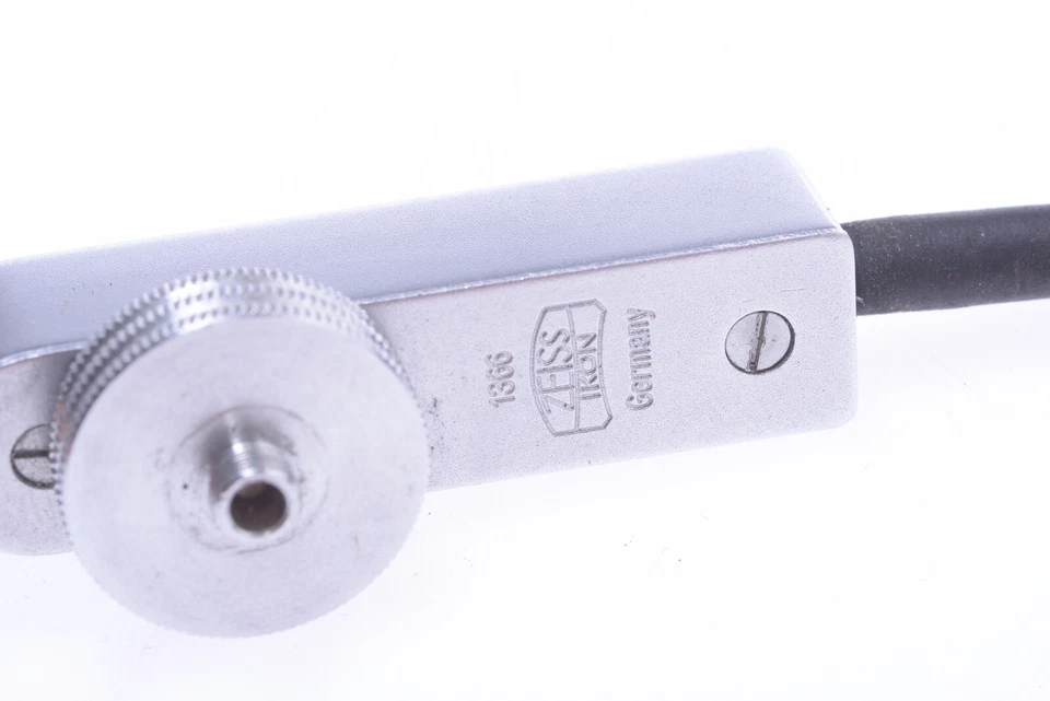 ✅ ZEISS CONTAX IIA, IIIA 1366 FLASH SYNC. SYNCHRONIZER CABLE CORD TRIGGER - Image 2 of 3