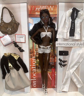 Barbie Model On Location Milan AA Black Lara Face Doll Mattel J0962 NRFB New  