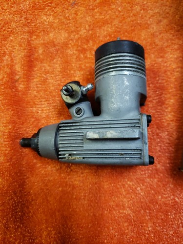 McCoy motor - McCoy RC 19 motor - vintage and well kept - Series 21 - Picture 8 of 14