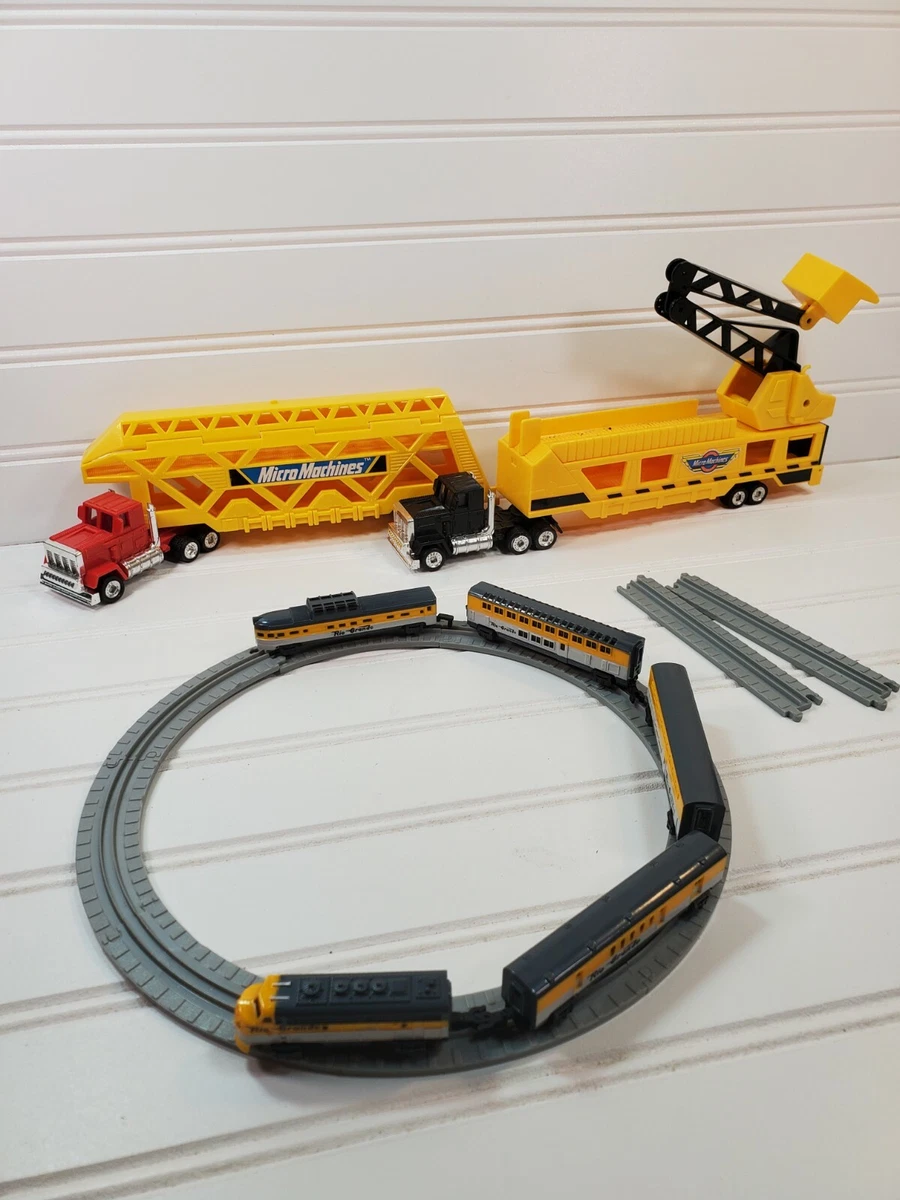 Galoob Micro Machines Transporter Big Rig Car Carrier and Rio