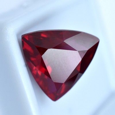 10.20 Ct Red Ruby Trillion Shape Loose Gemstone CERTIFIED