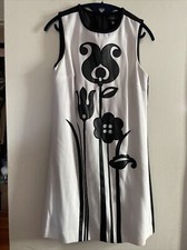 Victoria Beckham for Target Sz XS Black & White Tulip Applique Shift Dress Mod