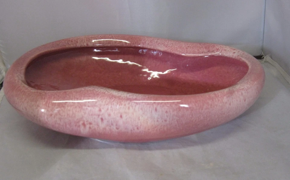 Royal Haeger Pottery Pink and White Ceramic 11" S Curve Bowl Planter 3752 - Image 3 of 4