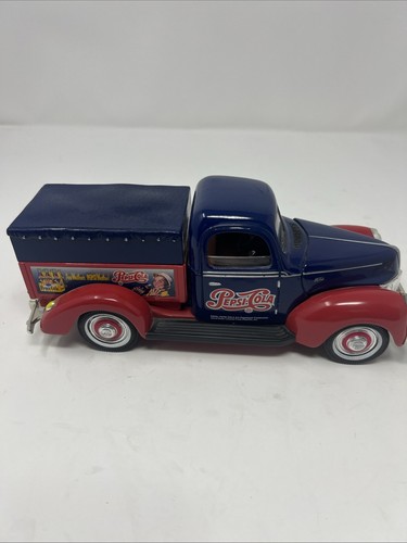 GOLDEN WHEEL PEPSI COLA SERIES FORD PICK UP TRUCK 1:24 SCALE - Picture 3 of 10