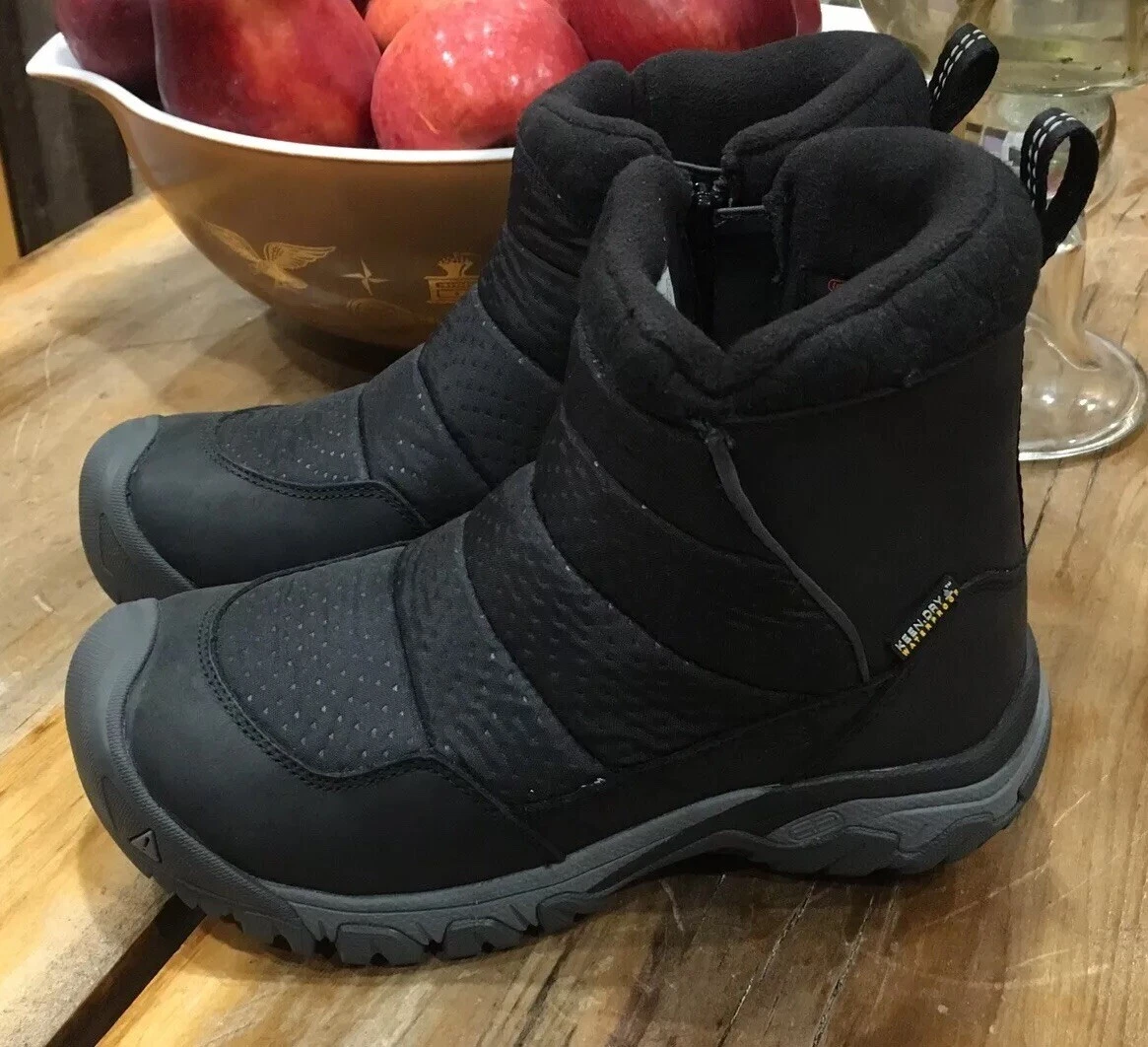 Keen zip deals up boots