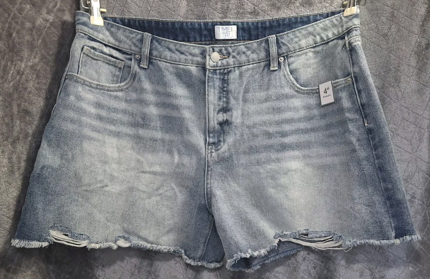 Time And Tru Womens Distressed Cut Off Jean Shorts Size 18 Frayed 100% Cotton