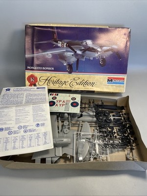 Monogram Mosquito Bomber Heritage Edition 1:48 Modellbausatz Modellflugzeug #10