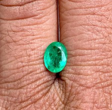 1.68 Carat Natural Zambian Emerald Oval Cut 9x7 MM Loose Gemstone For Jewelry
