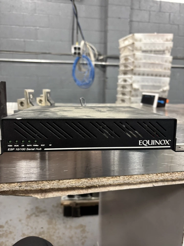 Genuine Equinox 790191-006 ESP-8 ESP 10/100 Serial Hub 8 Port USED - Image 3 of 3