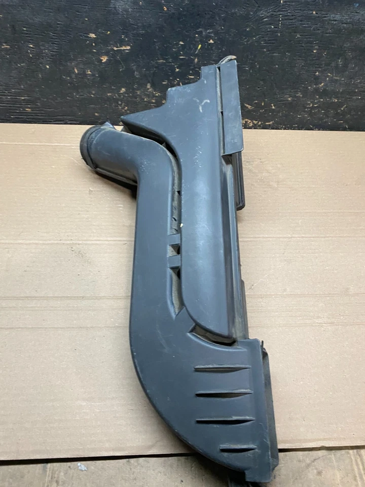 Оригинальная впускная трубка переднего воздухоочистителя 2007–2012 Nissan Altima 2,5 л u7784 DG - Изображение 3 из 4