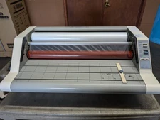 GBC 4250 25" dual side hot lamintator WITH 4 rolls of film included  WATCH VIDEO