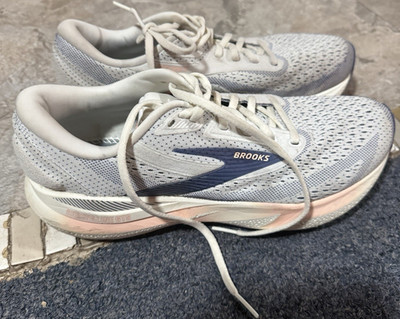 Brooks Adrenaline GTS Low Top Lace-Up Running Sneakers Gray Blue Pink