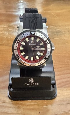 Calibre Hawk Date - Black And Red Dial