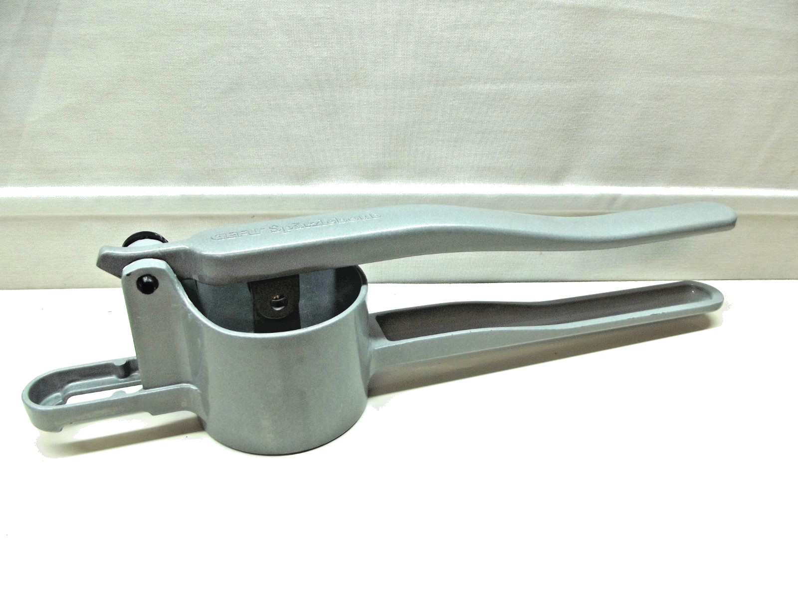 Spätzlepresse Spätzledrücker GEFU SPÄTZLEBOUB, spülmaschinenfest gut erhalten