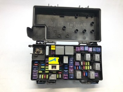2011 Durango Jeep Grand Cherokee Totally Integrated Power Module TIPM 04692316AH