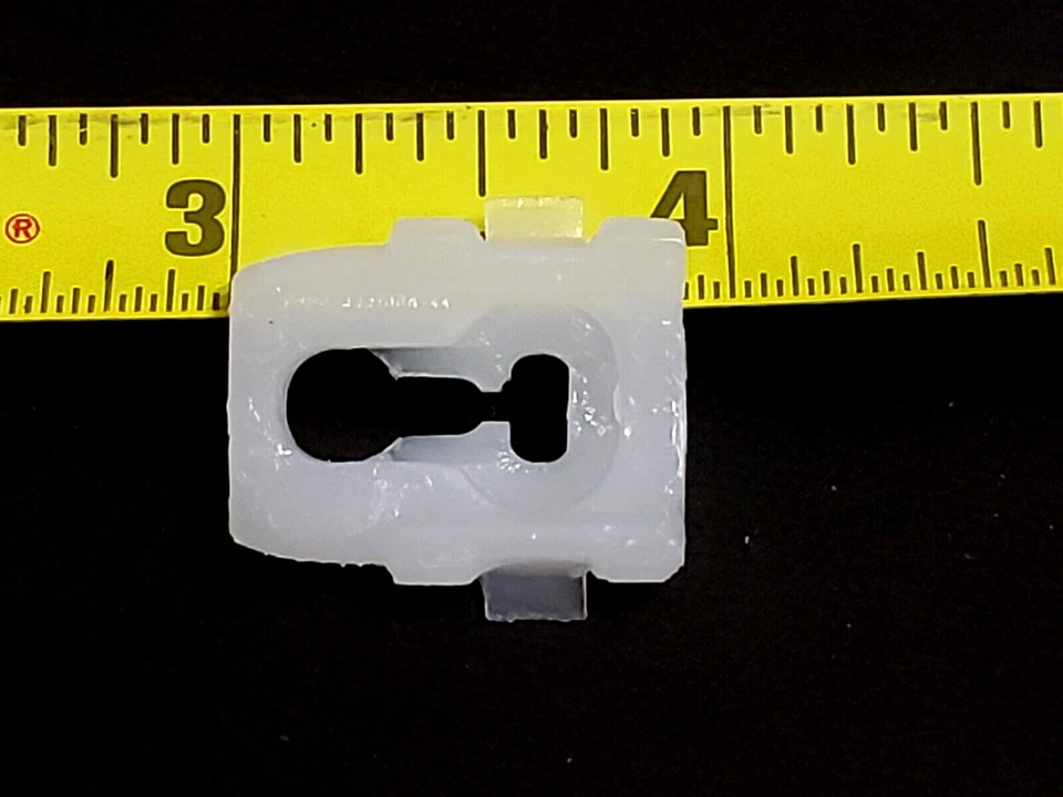 75-91 Ford Econoline Van Cinturón Lateral Guardabarros Puerta Cuarto Moldura Clips A81 Foto 3 de 4