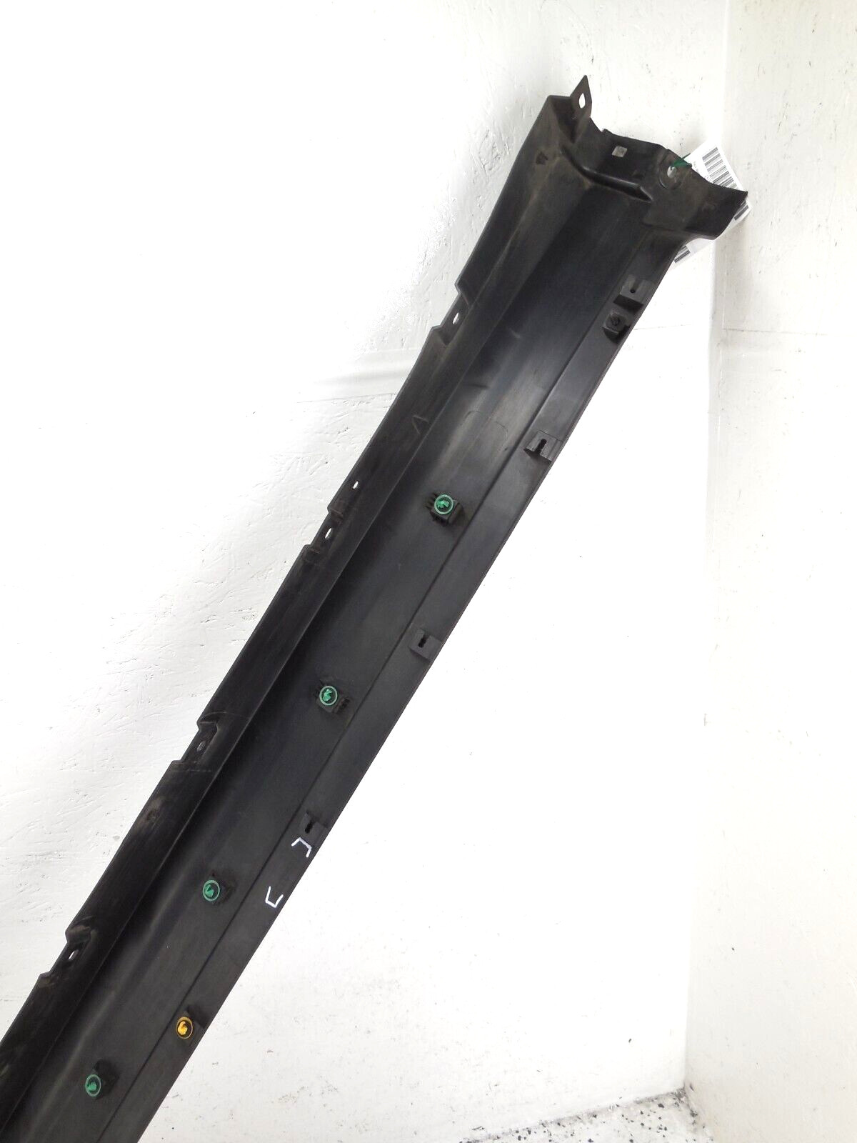 2017 17 Maserati Levante Rocker Panel Side Skirt Moulding Driver Left LH OEM