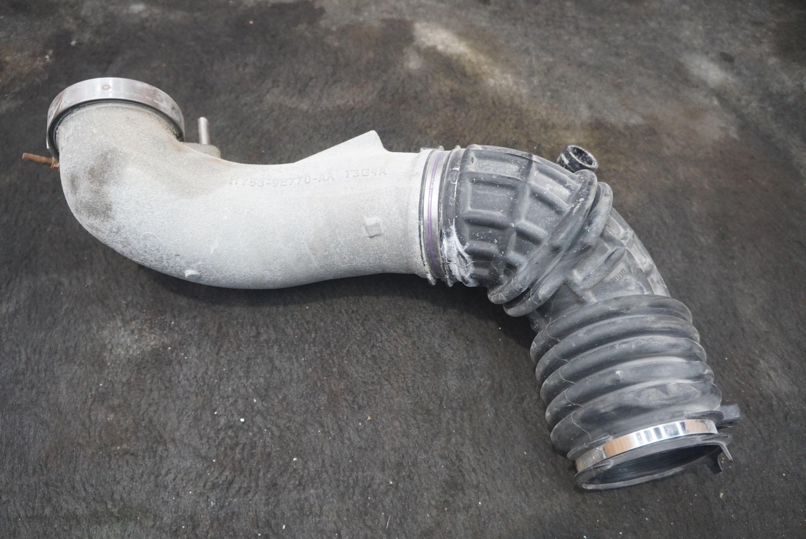 Left Engine Turbo Intake Duct Pipe Hose V12 HY53-9E770-AA Aston Martin DB11 2017