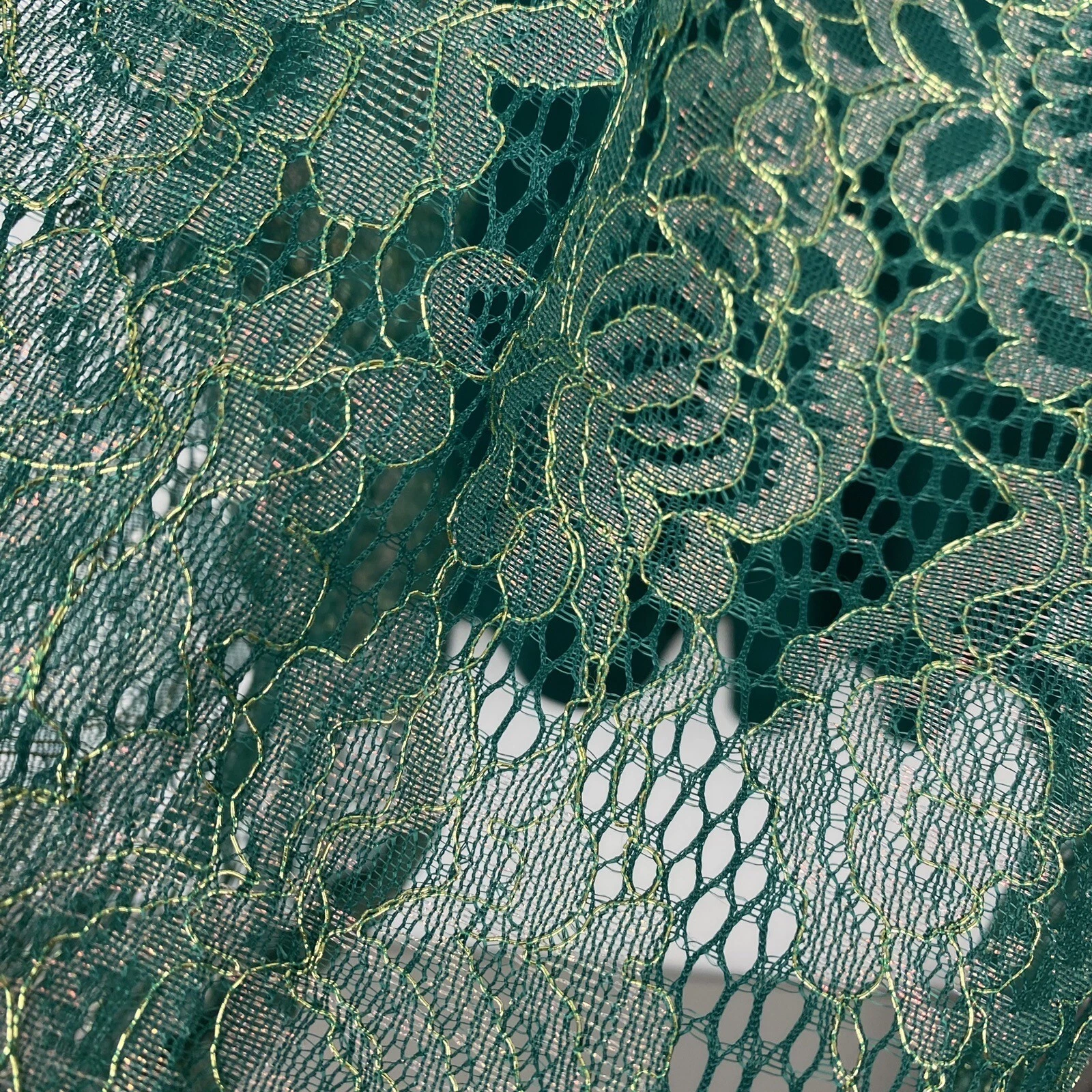 UNDERCOVER Abito Lulus Tawny verde pizzo metallizzato skater aderente svasato profondo scollo a V schiena cocktail