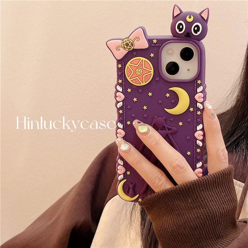 Funda protectora de silicona Sailor Moon Tsukino Usagi Luna iPhone13 iPhone14 Foto 2 de 4