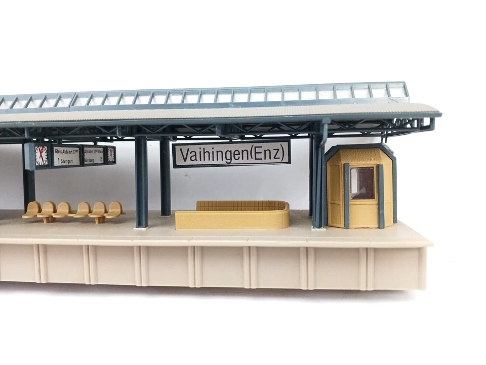 Vollmer HO 3542 Bahnsteig , Faller HO B340 City Cafe, Kibri Haus, Vaihingen Enz - Bild 4 von 4