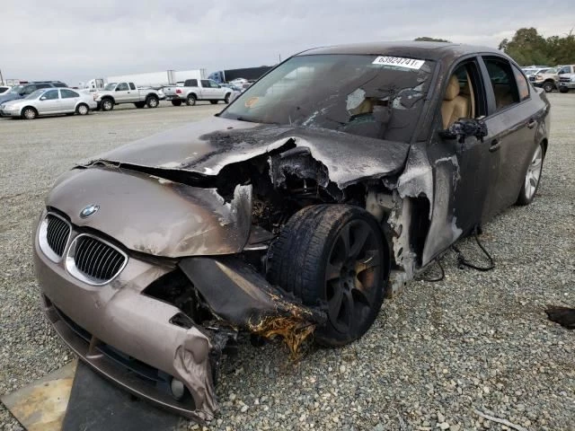 2004 2005 2006 2007 BMW 530i 545i 550i E60 крышки багажника петли кронштейны - Изображение 4 из 4