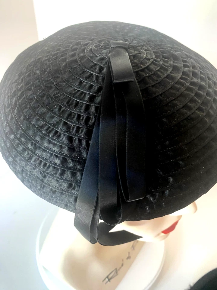 Sombrero Pastillero Newark Vintage Negro Bamburguesa Años 60 Clásico Jackie O Nuevo O/S VIDEO Foto 2 de 4