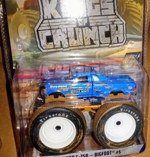 GREENLIGHT 49070F 1:64 1996 FORD F250 #7 DIRTY BIGFOOT MONSTER TRUCK Jam