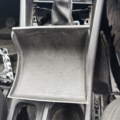 SKODA OCTAVIA MK3 5E INTERIOR RUBBER INSERT TRIM 2016 5E0868837