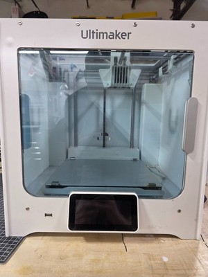 Ultimaker S3 3D Printer  Dual Extrusion, High Precision, Large Build Volume