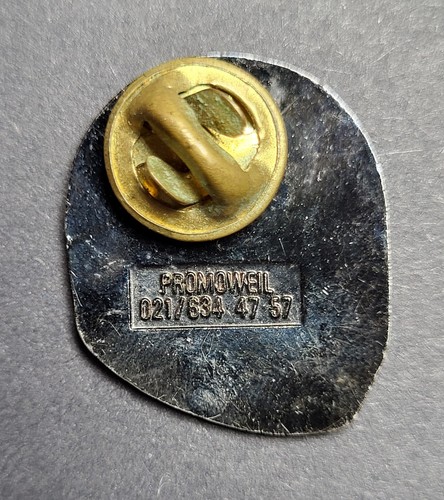Ayrton Senna '93 Formula 1 Helmet - Lapel Pin Badge - Picture 2 of 2