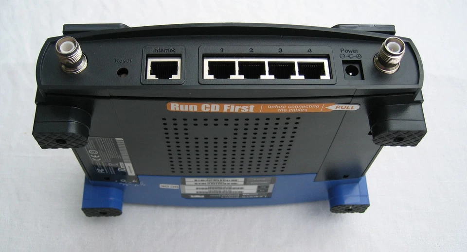 Linksys WRT54GL Router 2,4Ghz WLAN, 4 Port Switch, 12V 1000mA - Bild 3 von 4