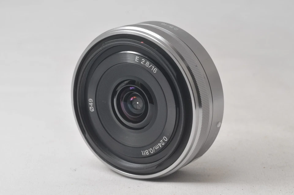 @ SakuraDo @ ¡Casi como nuevo! @ Sony E 16 mm f2,8 SEL16F28 NEX Lente Pancake Montura E Foto 2 de 4