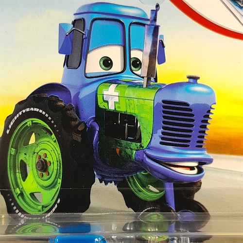2021 Disney Cars Clutch Aid Racing Tractor 1:55 Blue and Green Tractor VHTF - Picture 4 of 11