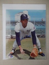 Sandy Alomar, Sr. Autographed 8