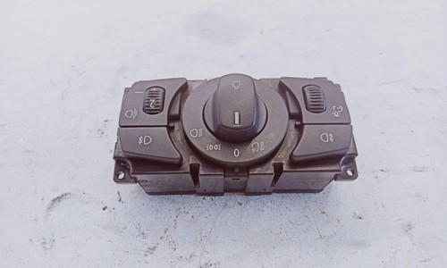 BMW 5 E60 Scheinwerferschalter 6925295 2.99 Diesel 160kw 2004 27608581