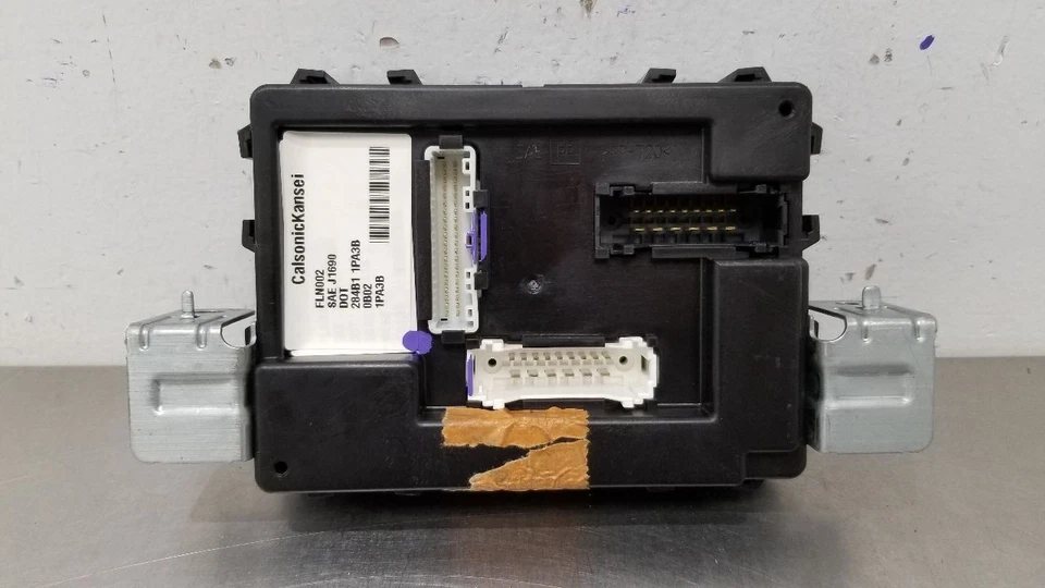 21 MÓDULO CONTROL CARROCERÍA NISSAN NV2500 FURGONETA BCM 284B11PA3B Foto 3 de 4