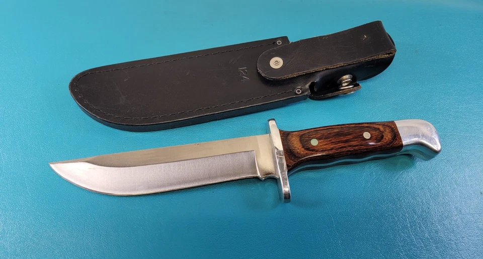 Buck 124 Frontiersman Hunting Knife Rosewood Handle + Sheath c. 1988 TR627 - Image 4 of 4