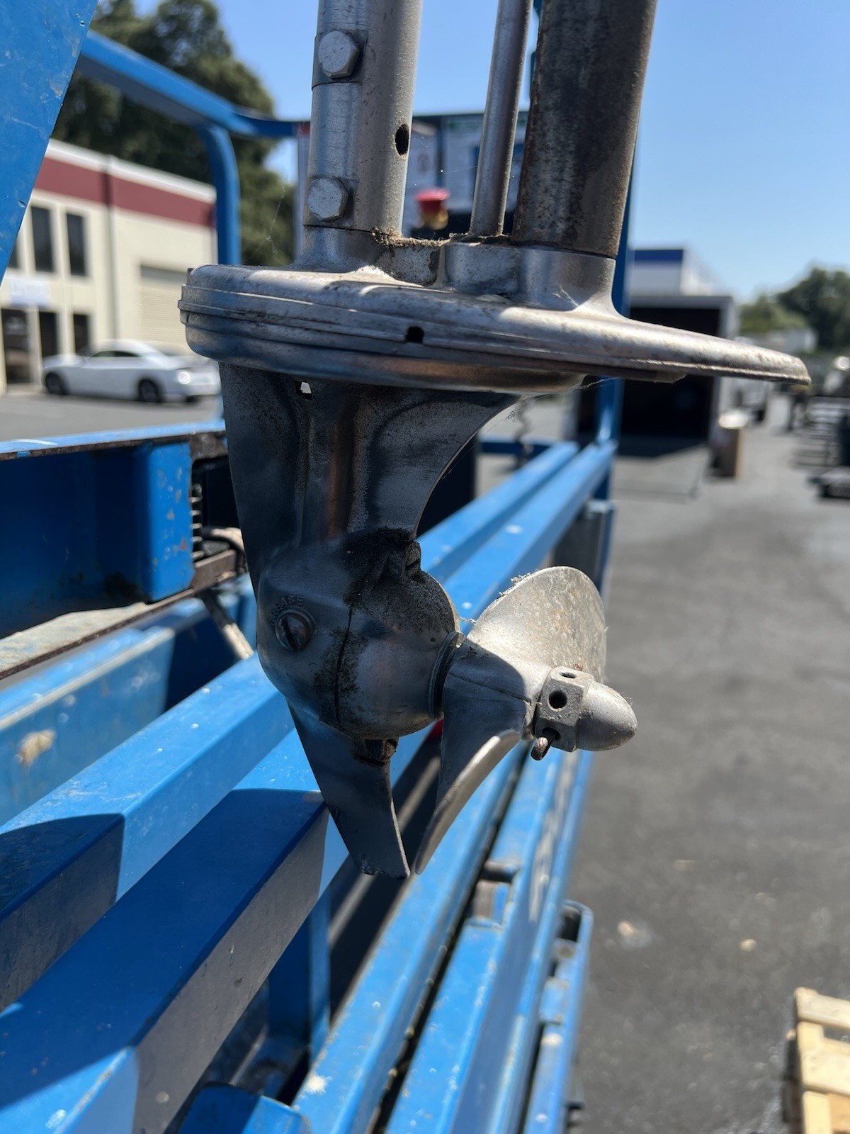 EVINRUDE ELTO Outboard Boat Motor - Small And Untouched Or Messed With